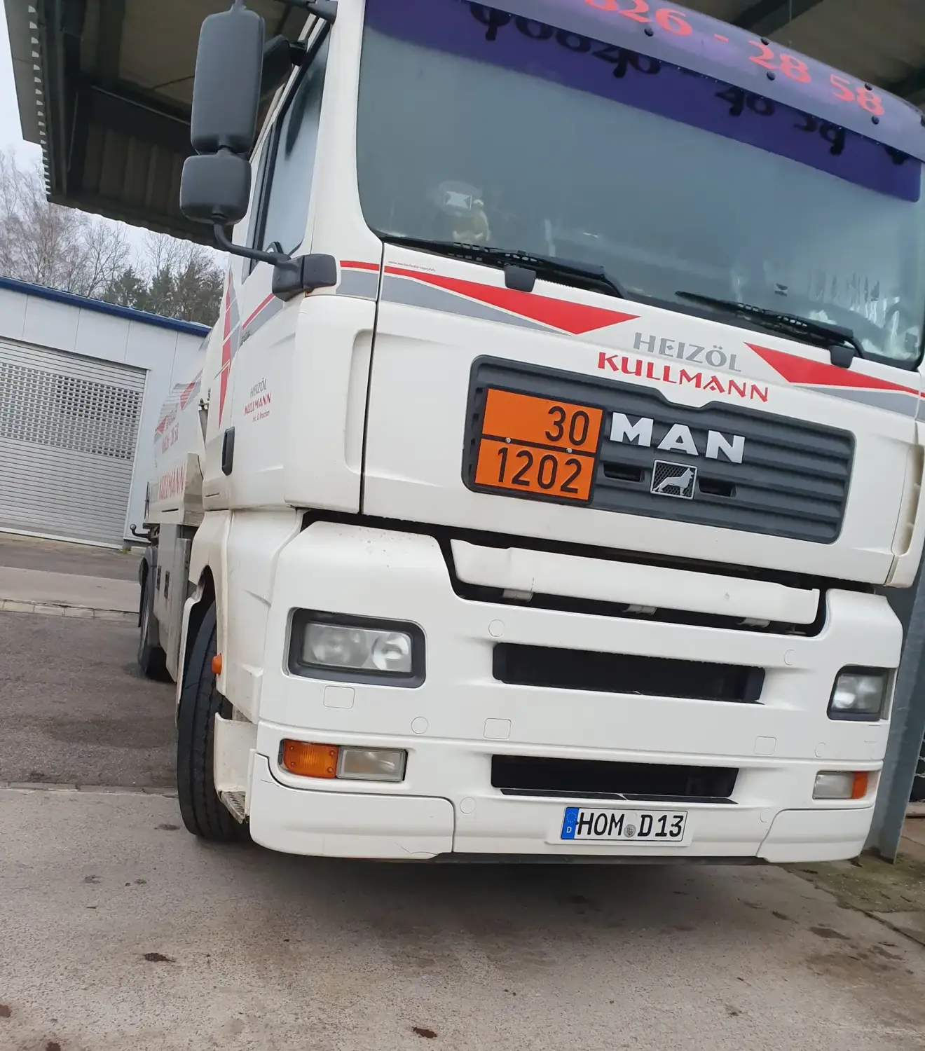 mhd-monni-heizöl-kullmann-1 Tanklaster Heizöl Kullmann